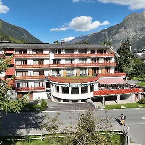3* Hotel La Sapiniere